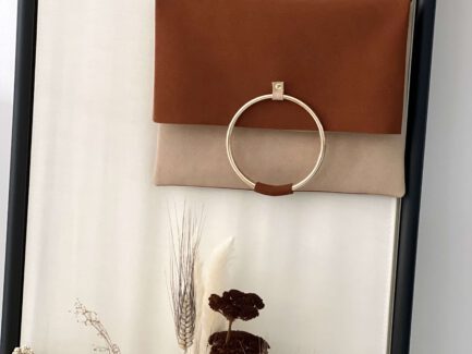 Bolso Casual de Cuero Vegano Modelo Aro Marrón